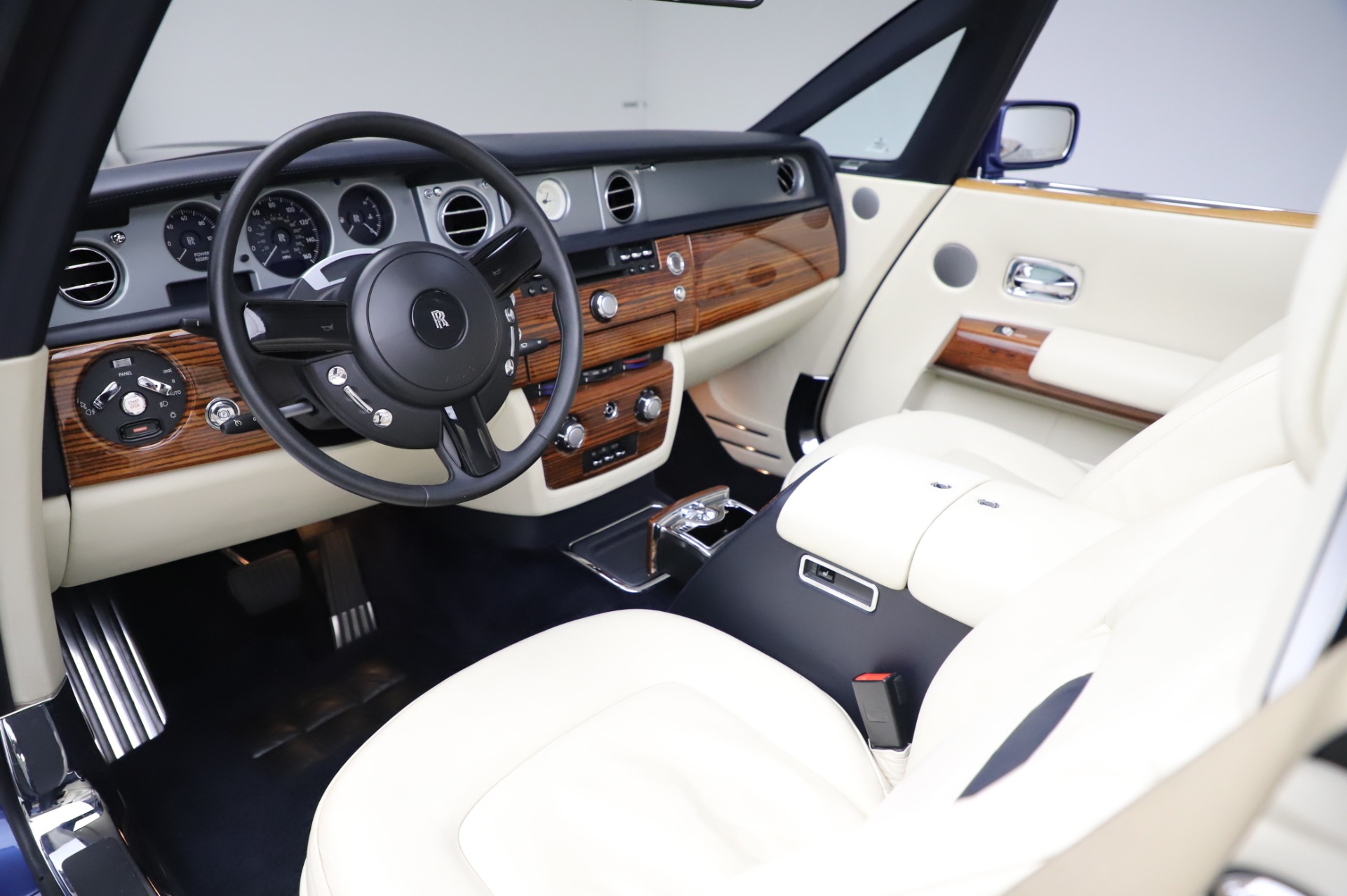 2018 RollsRoyce Phantom interior spied for the first time