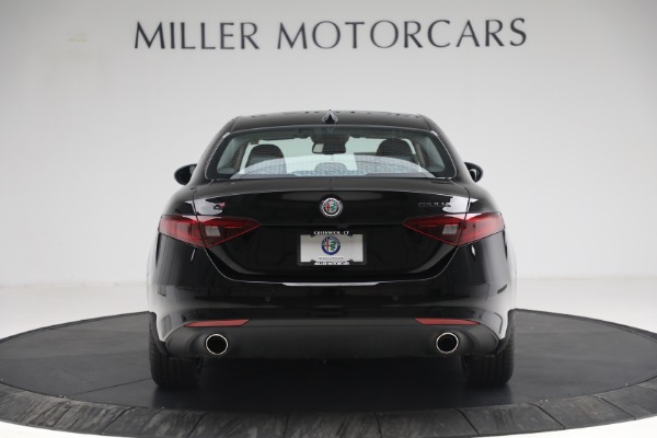 New 2021 Alfa Romeo Giulia Q4 for sale Sold at Bentley Greenwich in Greenwich CT 06830 6