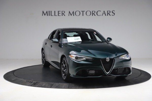 New 2021 Alfa Romeo Giulia Ti Sport Q4 for sale Sold at Bentley Greenwich in Greenwich CT 06830 11