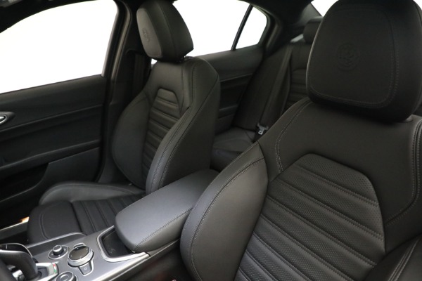 Used 2021 Alfa Romeo Giulia Ti Sport Q4 for sale Sold at Bentley Greenwich in Greenwich CT 06830 14
