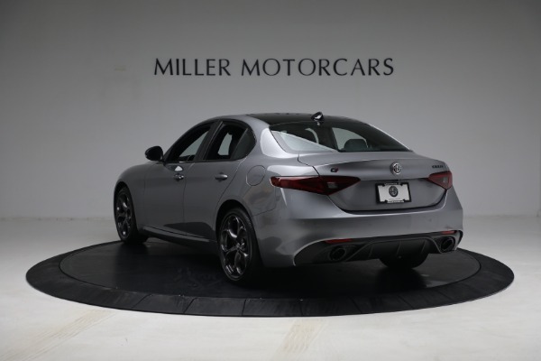 Used 2021 Alfa Romeo Giulia Ti Sport Q4 for sale Sold at Bentley Greenwich in Greenwich CT 06830 5