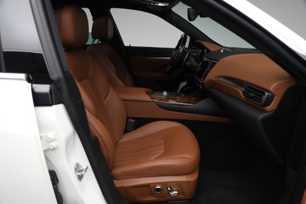 Used 2021 Maserati Levante Q4 GranLusso for sale Sold at Bentley Greenwich in Greenwich CT 06830 11