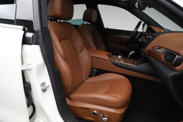 Used 2021 Maserati Levante Q4 GranLusso for sale Sold at Bentley Greenwich in Greenwich CT 06830 12