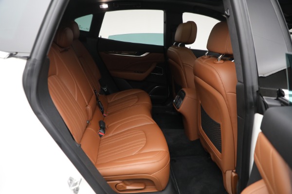 Used 2021 Maserati Levante Q4 GranLusso for sale Sold at Bentley Greenwich in Greenwich CT 06830 15