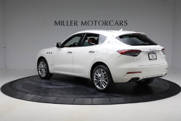Used 2021 Maserati Levante Q4 GranLusso for sale Sold at Bentley Greenwich in Greenwich CT 06830 3