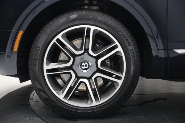 Used 2018 Bentley Bentayga W12 Signature for sale $109,900 at Bentley Greenwich in Greenwich CT 06830 15