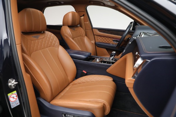 Used 2018 Bentley Bentayga W12 Signature for sale $109,900 at Bentley Greenwich in Greenwich CT 06830 26