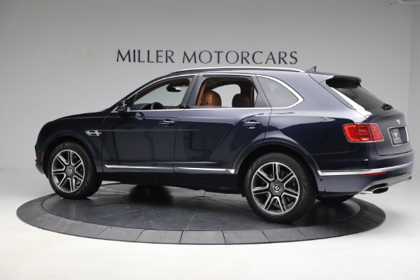 Used 2018 Bentley Bentayga W12 Signature for sale Sold at Bentley Greenwich in Greenwich CT 06830 4