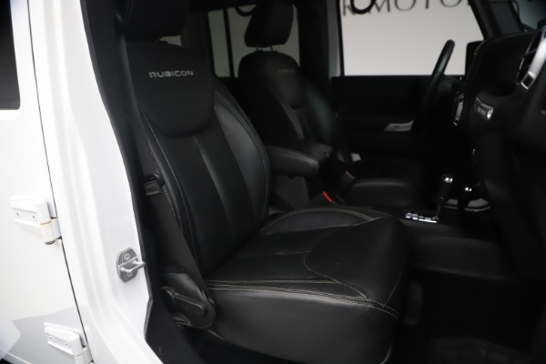 Used 2015 Jeep Wrangler Unlimited Rubicon Hard Rock for sale Sold at Bentley Greenwich in Greenwich CT 06830 19