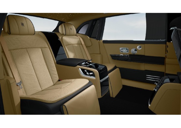 New 2022 Rolls-Royce Phantom EWB for sale Sold at Bentley Greenwich in Greenwich CT 06830 6