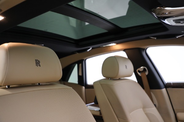 Used 2011 Rolls-Royce Ghost for sale Sold at Bentley Greenwich in Greenwich CT 06830 22