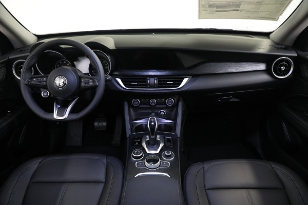 New 2021 Alfa Romeo Stelvio Q4 for sale Sold at Bentley Greenwich in Greenwich CT 06830 16
