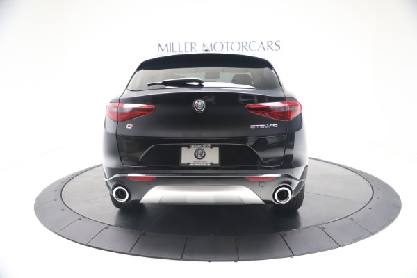 New 2021 Alfa Romeo Stelvio Ti Lusso Q4 for sale Sold at Bentley Greenwich in Greenwich CT 06830 6