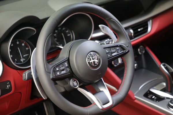 New 2021 Alfa Romeo Stelvio Ti Sport Q4 for sale Sold at Bentley Greenwich in Greenwich CT 06830 17