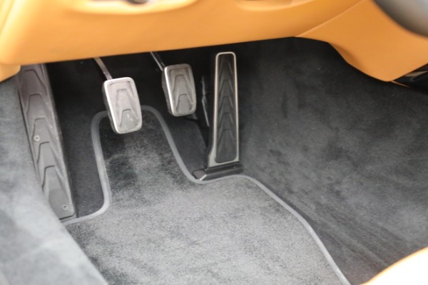 New 2021 Aston Martin Vantage for sale Sold at Bentley Greenwich in Greenwich CT 06830 17