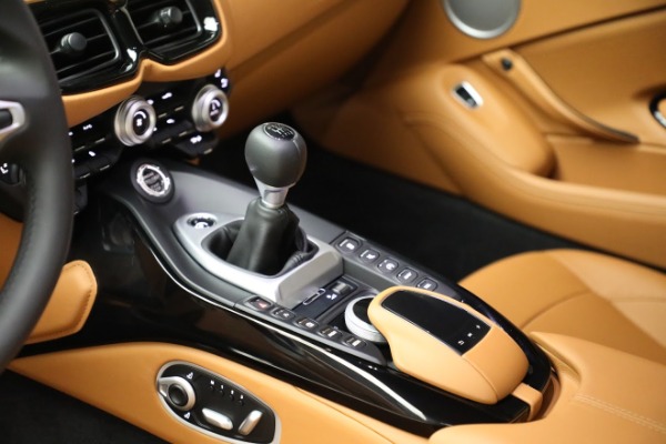 New 2021 Aston Martin Vantage for sale Sold at Bentley Greenwich in Greenwich CT 06830 18