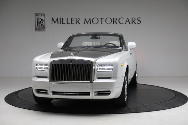 Used 2017 Rolls-Royce Phantom Drophead Coupe for sale Sold at Bentley Greenwich in Greenwich CT 06830 2