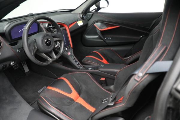 New 2021 McLaren 720S Spider for sale Sold at Bentley Greenwich in Greenwich CT 06830 24