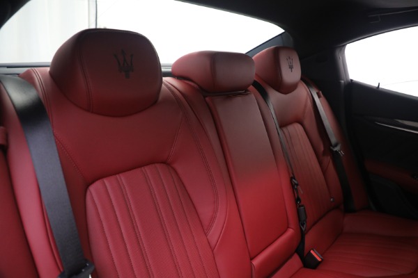 New 2021 Maserati Ghibli SQ4 GranLusso for sale Sold at Bentley Greenwich in Greenwich CT 06830 24