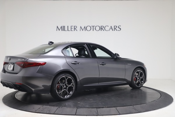 New 2022 Alfa Romeo Giulia Veloce for sale Sold at Bentley Greenwich in Greenwich CT 06830 8