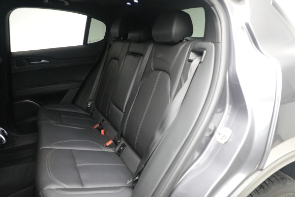 New 2022 Alfa Romeo Stelvio Sprint for sale $52,305 at Bentley Greenwich in Greenwich CT 06830 19