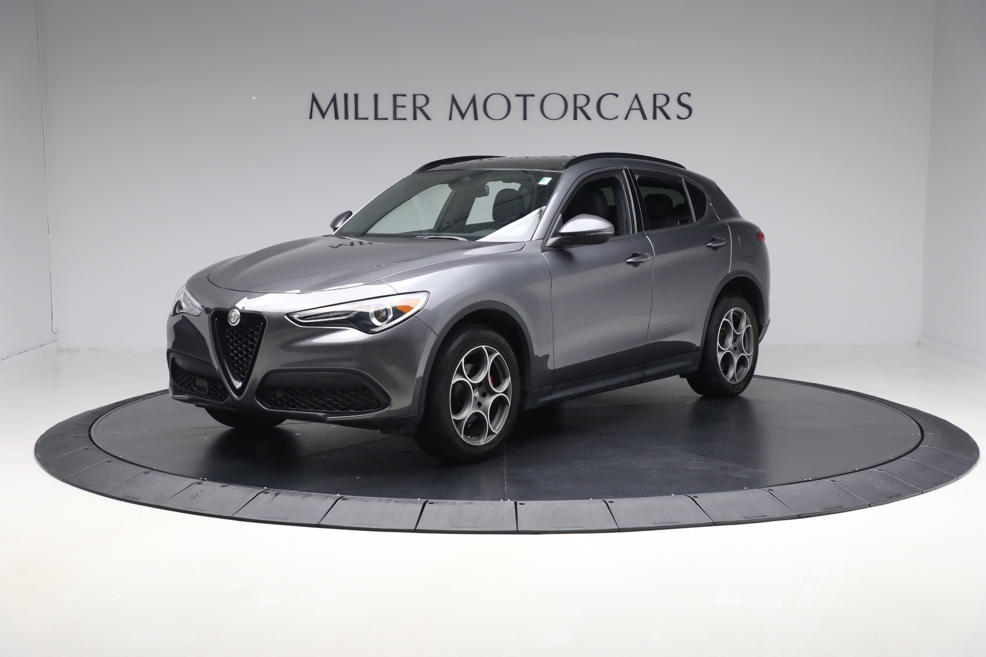 New 2022 Alfa Romeo Stelvio Sprint for sale $52,305 at Bentley Greenwich in Greenwich CT 06830 1