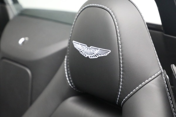 New 2021 Aston Martin Vantage Roadster for sale Sold at Bentley Greenwich in Greenwich CT 06830 17