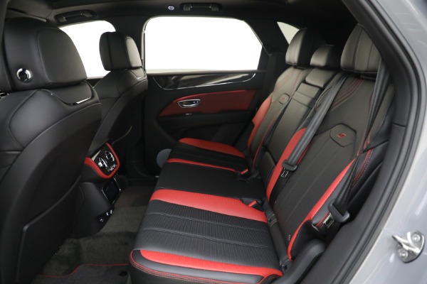 New 2022 Bentley Bentayga S for sale Sold at Bentley Greenwich in Greenwich CT 06830 27