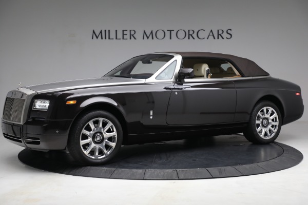 Used 2015 Rolls-Royce Phantom Drophead Coupe for sale Sold at Bentley Greenwich in Greenwich CT 06830 15
