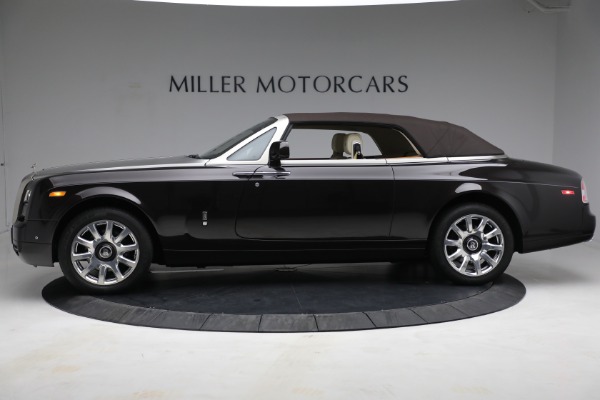 Used 2015 Rolls-Royce Phantom Drophead Coupe for sale Sold at Bentley Greenwich in Greenwich CT 06830 16