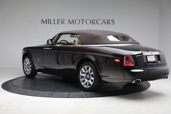 Used 2015 Rolls-Royce Phantom Drophead Coupe for sale Sold at Bentley Greenwich in Greenwich CT 06830 18