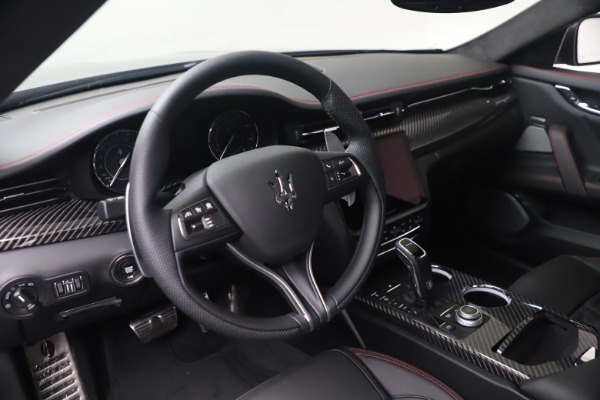 New 2022 Maserati Quattroporte Modena Q4 for sale $128,775 at Bentley Greenwich in Greenwich CT 06830 12
