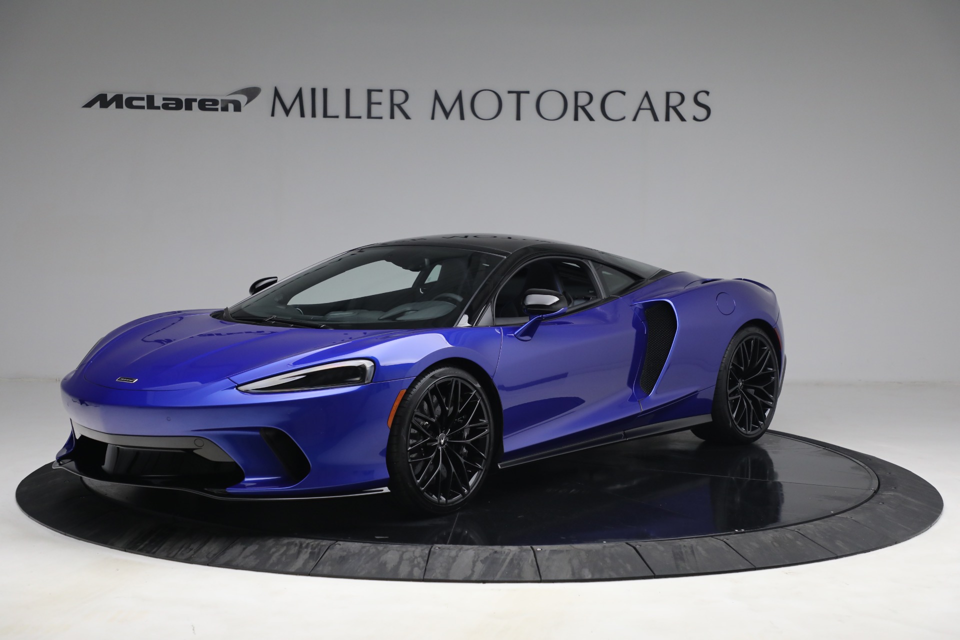 New 2022 McLaren GT Luxe for sale Sold at Bentley Greenwich in Greenwich CT 06830 1