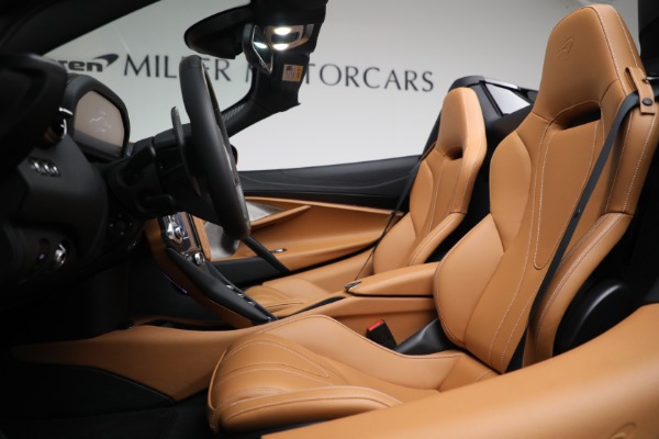 New 2022 McLaren 720S Spider for sale Sold at Bentley Greenwich in Greenwich CT 06830 21