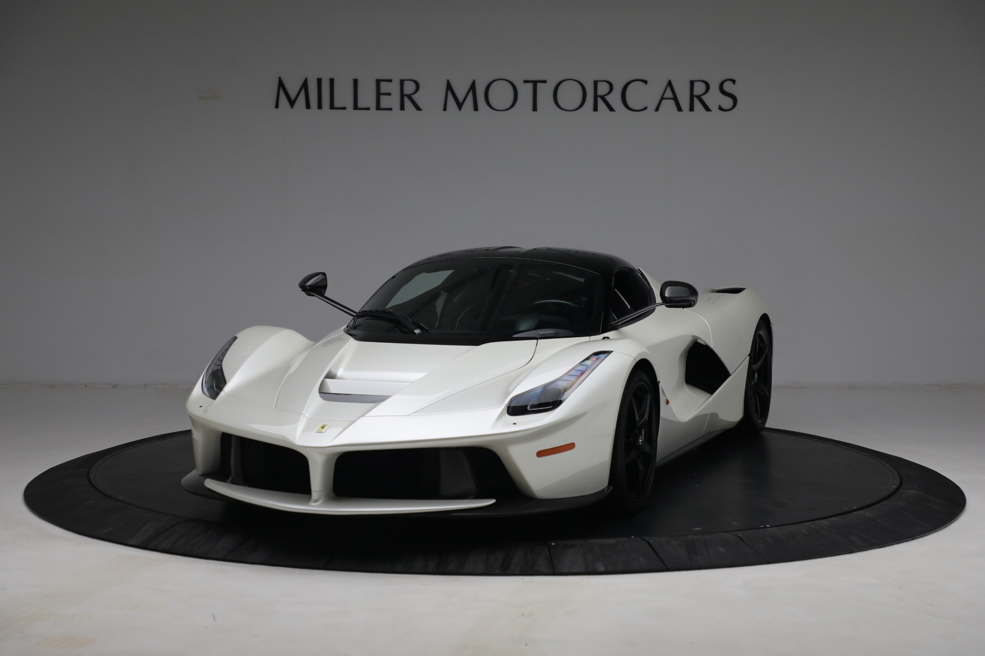 Used 2014 Ferrari LaFerrari for sale Sold at Bentley Greenwich in Greenwich CT 06830 1