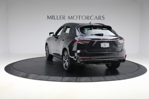 Used 2022 Maserati Levante Modena for sale Sold at Bentley Greenwich in Greenwich CT 06830 7
