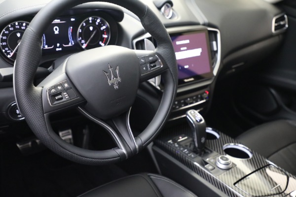 New 2022 Maserati Ghibli Modena Q4 for sale Sold at Bentley Greenwich in Greenwich CT 06830 14