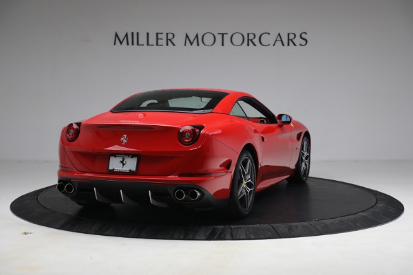 Used 2017 Ferrari California T for sale Sold at Bentley Greenwich in Greenwich CT 06830 19