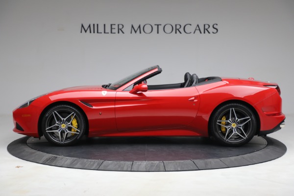 Used 2017 Ferrari California T for sale Sold at Bentley Greenwich in Greenwich CT 06830 3