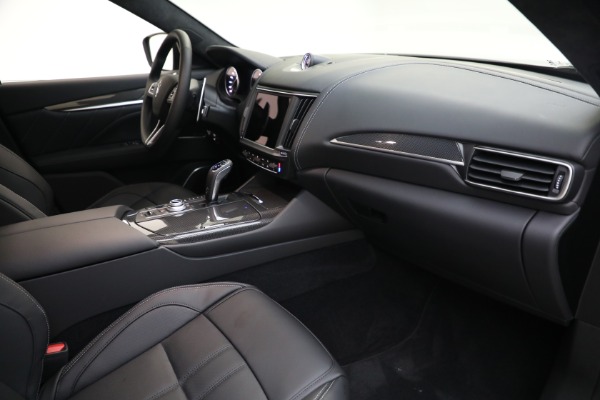 New 2022 Maserati Levante Modena for sale Sold at Bentley Greenwich in Greenwich CT 06830 21