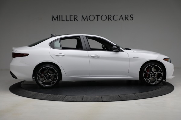 New 2022 Alfa Romeo Giulia Veloce for sale $54,985 at Bentley Greenwich in Greenwich CT 06830 9