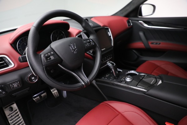 New 2022 Maserati Ghibli Modena Q4 for sale $99,755 at Bentley Greenwich in Greenwich CT 06830 12