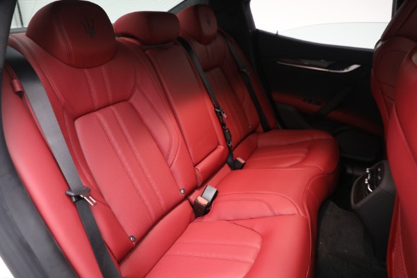 New 2022 Maserati Ghibli Modena Q4 for sale $99,755 at Bentley Greenwich in Greenwich CT 06830 22