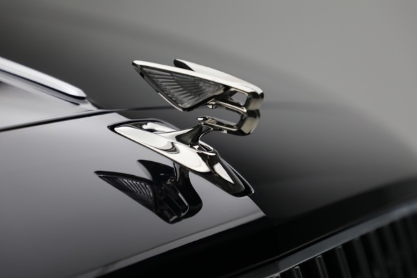 Used 2022 Bentley Flying Spur W12 for sale $299,900 at Bentley Greenwich in Greenwich CT 06830 13