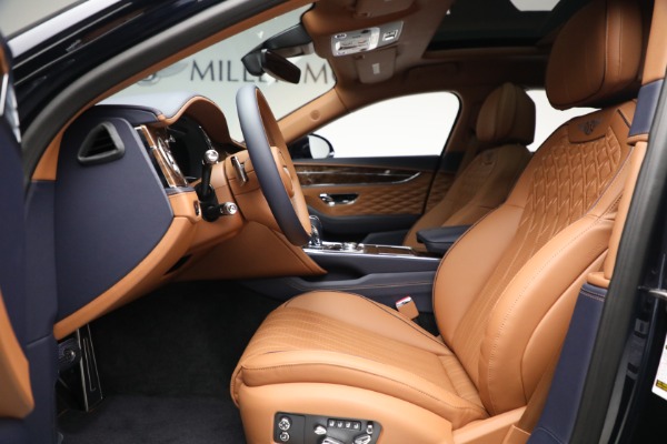 Used 2022 Bentley Flying Spur W12 for sale $299,900 at Bentley Greenwich in Greenwich CT 06830 17