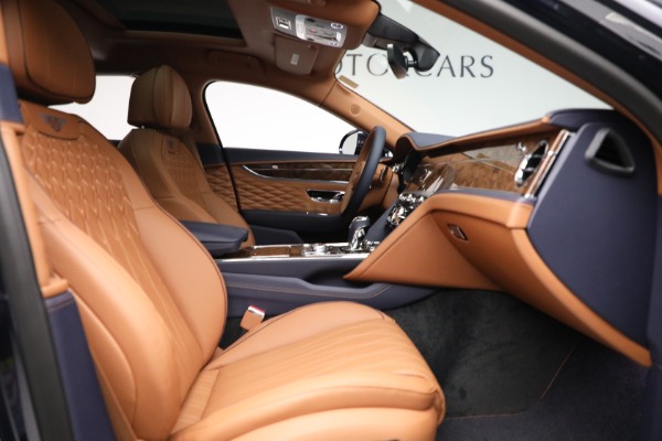 Used 2022 Bentley Flying Spur W12 for sale $299,900 at Bentley Greenwich in Greenwich CT 06830 24