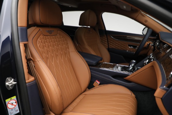 Used 2022 Bentley Flying Spur W12 for sale $299,900 at Bentley Greenwich in Greenwich CT 06830 25