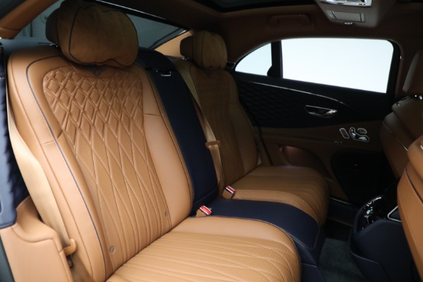 Used 2022 Bentley Flying Spur W12 for sale $299,900 at Bentley Greenwich in Greenwich CT 06830 28