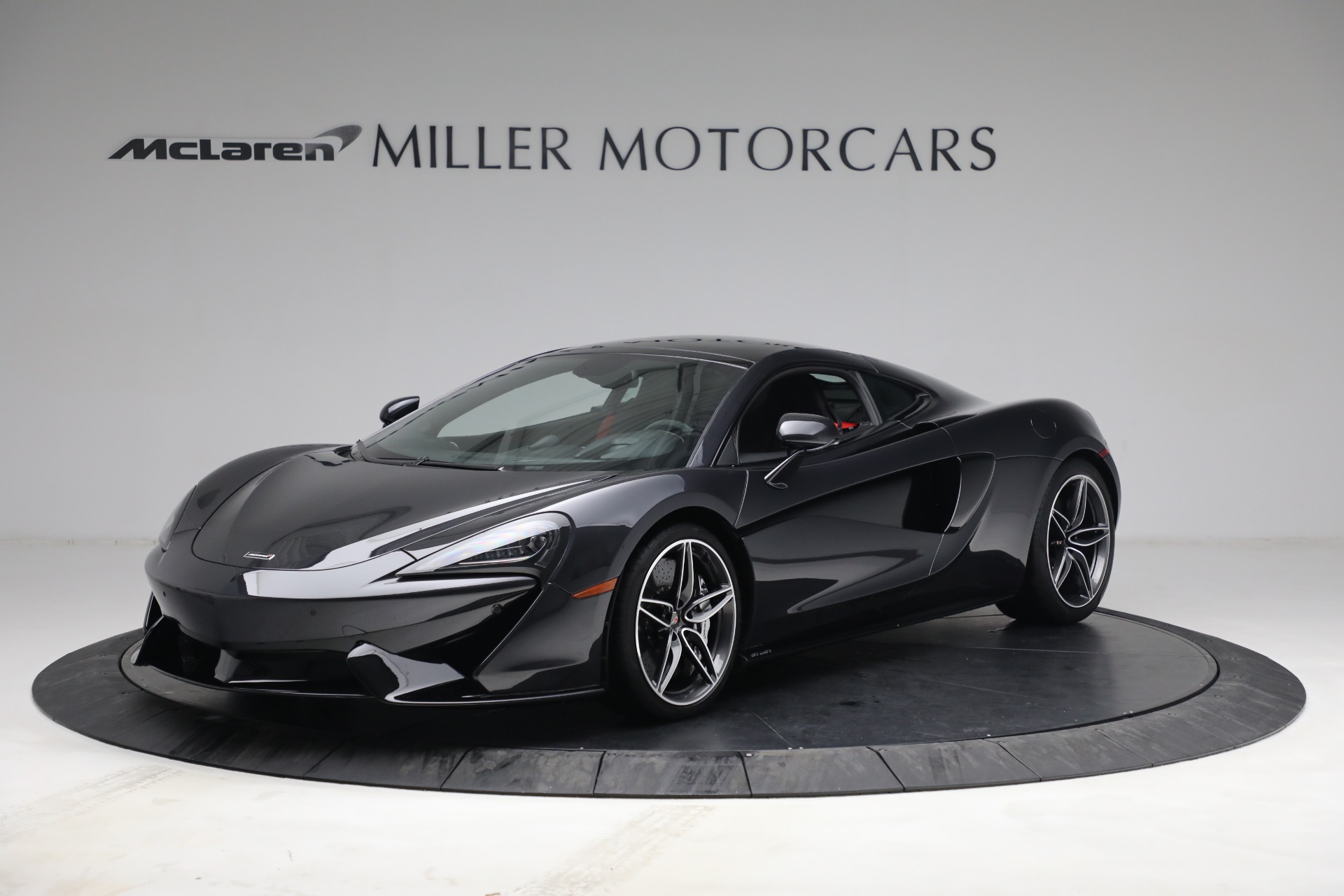 Used 2018 McLaren 570GT for sale Sold at Bentley Greenwich in Greenwich CT 06830 1