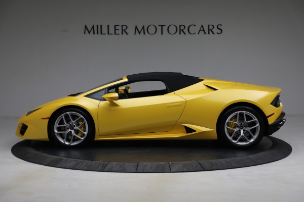 Used 2017 Lamborghini Huracan LP 580-2 Spyder for sale Sold at Bentley Greenwich in Greenwich CT 06830 14